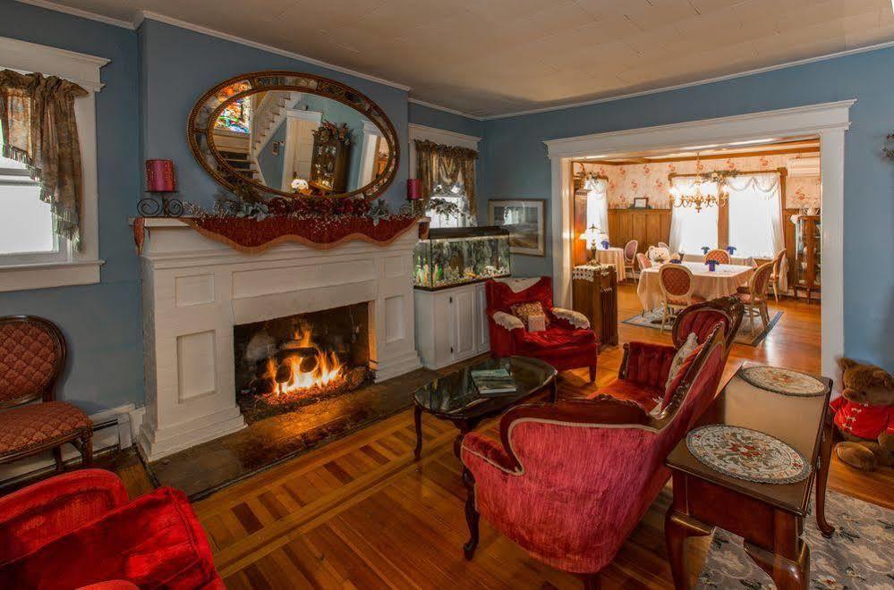Avon Manor Cottage Exterior foto